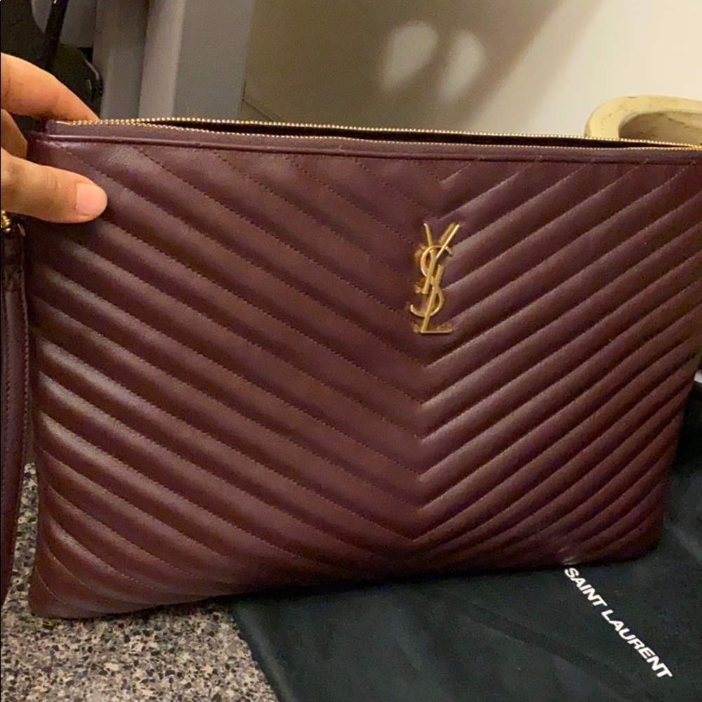 Ysl large clutch , authentic brand new